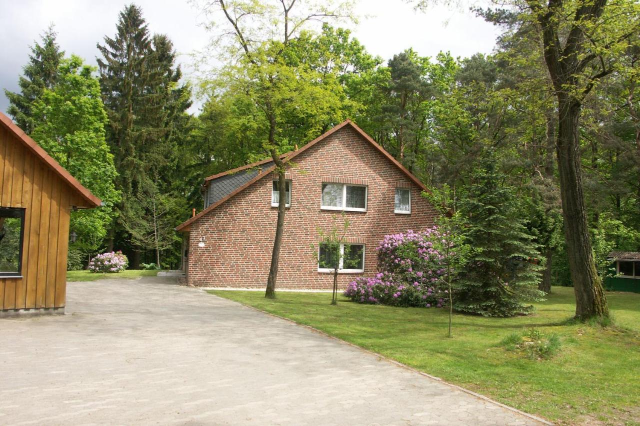 Ferienwohnung Im Waldhaus Bispingen Exterior photo